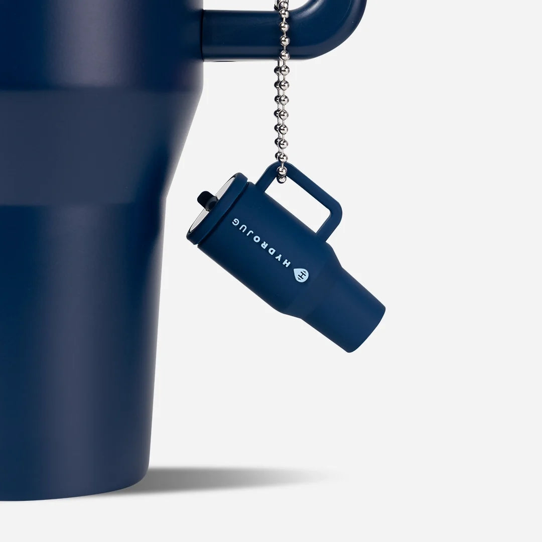 traveler-keychain-c3 Web-TravelerKeychainPhotos-Navy2.webp